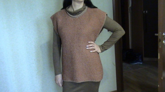 Пуловер-пончо вязаный шерстяной бежево-кирпичного цвета Бохо