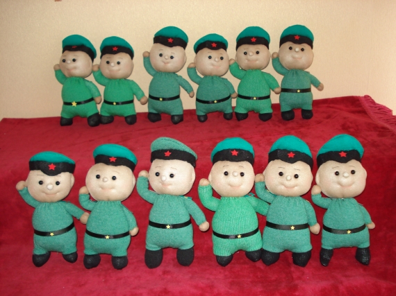 Кукла Солдат советской армии