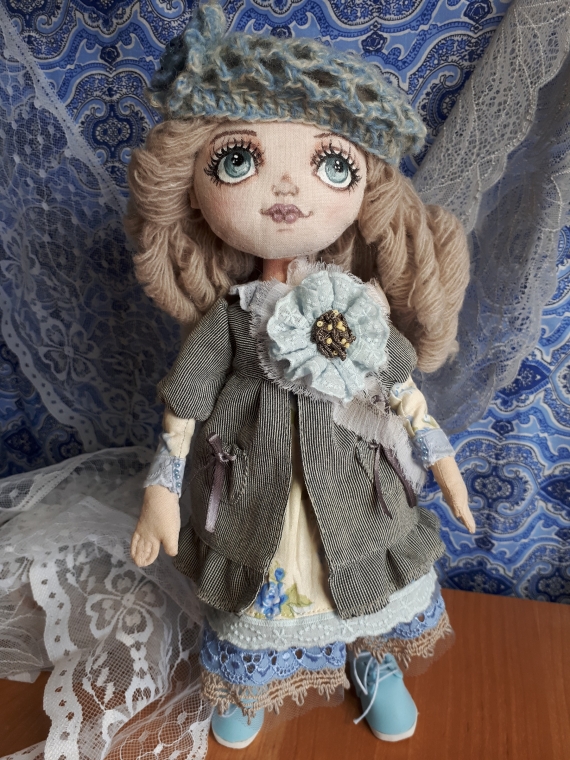 Текстильная кукла Настя в наряде в стиле Бохо