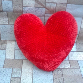 Подушка декоративная "Сердце"