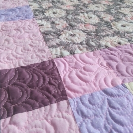 Лоскутное одеяло "Розовая дымка"