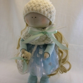 Интерьерная кукла из ткани- Элли