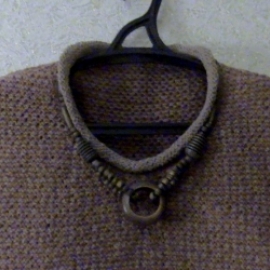 Пуловер-пончо вязаный шерстяной бежево-кирпичного цвета Бохо