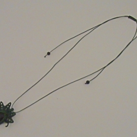 Кулон "Зеленая магия" из Агата, плетеный в технике макраме