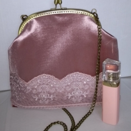 "Розовая нежность" - сумочка с фермуаром