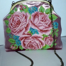 "Розовая нежность" - сумочка с фермуаром