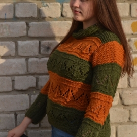 Полосатый свитер вязаный "Спорт",хаки-горчичный цвет