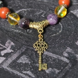 "Золотой ключик" браслет из агата, опала, аметиста и яшмы