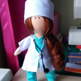 Интерьерная кукла Доктор